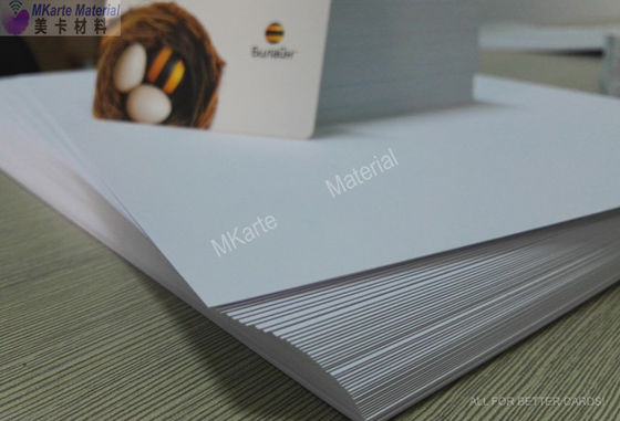 0.15mm-0.40mm PVC inkjetplaat Offsetprinting Wit digitaal afdrukbaar PVC bankkaartmateriaal