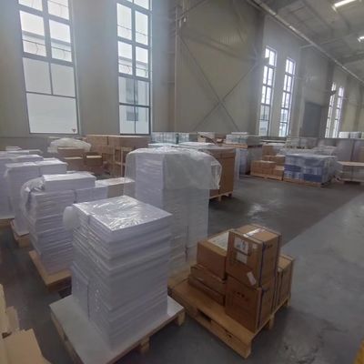 Diktebereik 0,12-0,76 mm PVC-kernplaat Offsetprinten op plastic voor de productie van gehele serie Offsetprinters