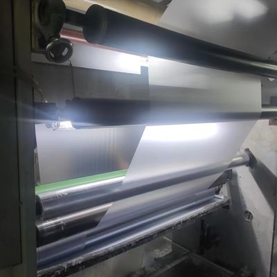 Diktebereik 0,12-0,76 mm PVC-kernplaat Offsetprinten op plastic voor de productie van gehele serie Offsetprinters