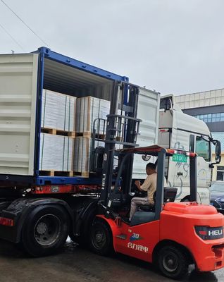 Handige verpakkingsmethode voor PVC-kaart lamineren 120-760 micron diktebereik
