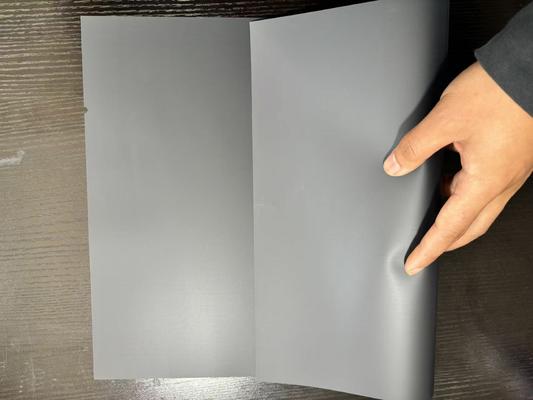 Aanpasbaar contactloos slim PET-kaartmateriaal met een lange duurzaamheid voor veilig toegangsbeheer