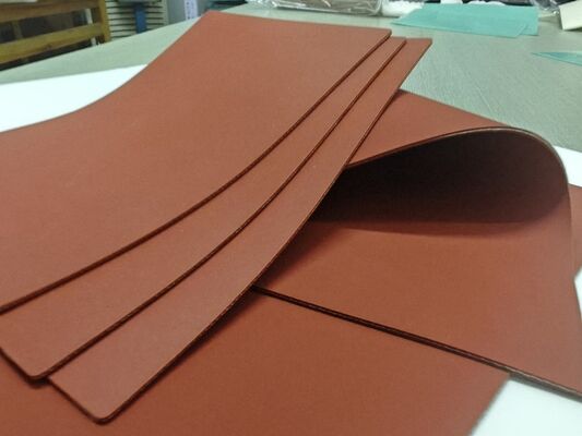 1.5-2.5mm Dikke 55 +/-5 Hardheid Siliconen Rubber Kussen Pads voor Houtindustrie Hot Persmachine MKCP-Wood-G1