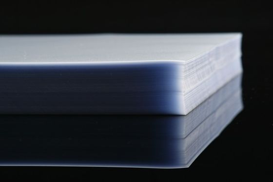 Hoge Adhesiepvc Met een laag bedekte Bekleding zonder Kleurenverandering en Misvorming