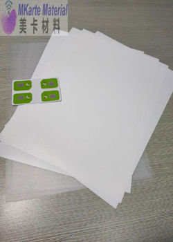 Het plastic Anti het Verouderen Inlegsel gebruikte PC-het Blad van de Kernbasis voor het Blad van het Kaartinlegsel