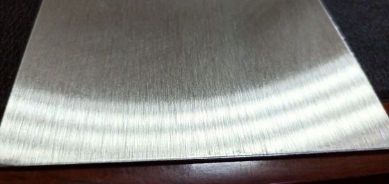 De fijne en Ruwe Roestvrije Gelamineerde Plaat van het Zijdepatroon voor Pvc-Kaartlaminering