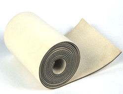Isolatie laminatie met laminatie van PVC-kaarten met lagen van wol en zwart siliciumrubber